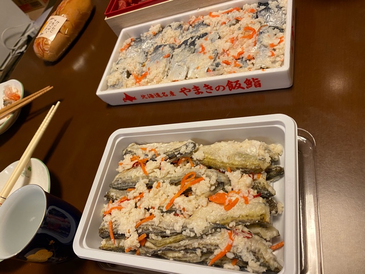 やまきの飯鮨（鰊）、ハタハタの飯寿司