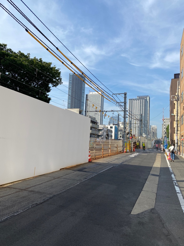 雑司が谷駅前