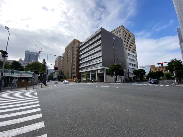 みなとみらい線 日本大通り駅前