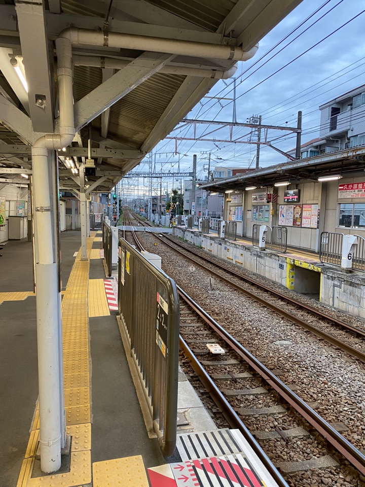 東急池上線 ホーム 千鳥町駅