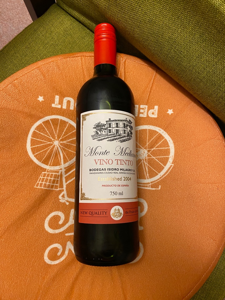 スペインの赤ワイン「Monte Mediano Tinto（モンテメディアーノ ティント）」