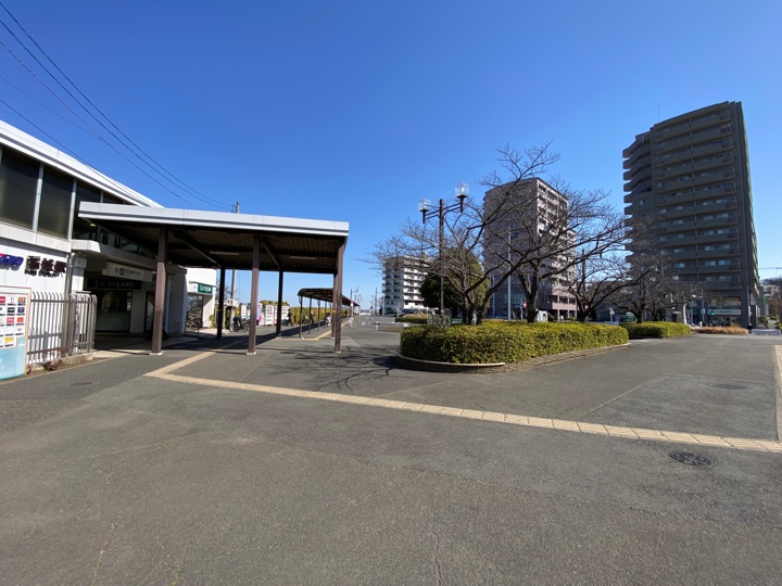 稲城駅南口ロータリー