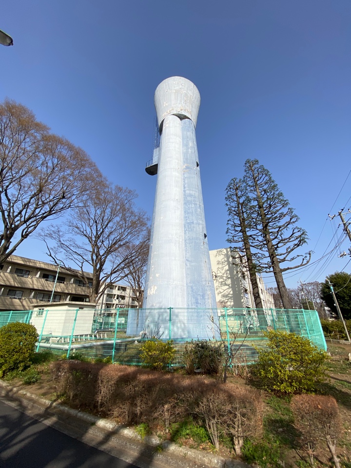  祖師谷住宅給水塔