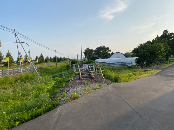 閉鎖された北海道医療大学駅先の札沼線（学園都市線） の線路